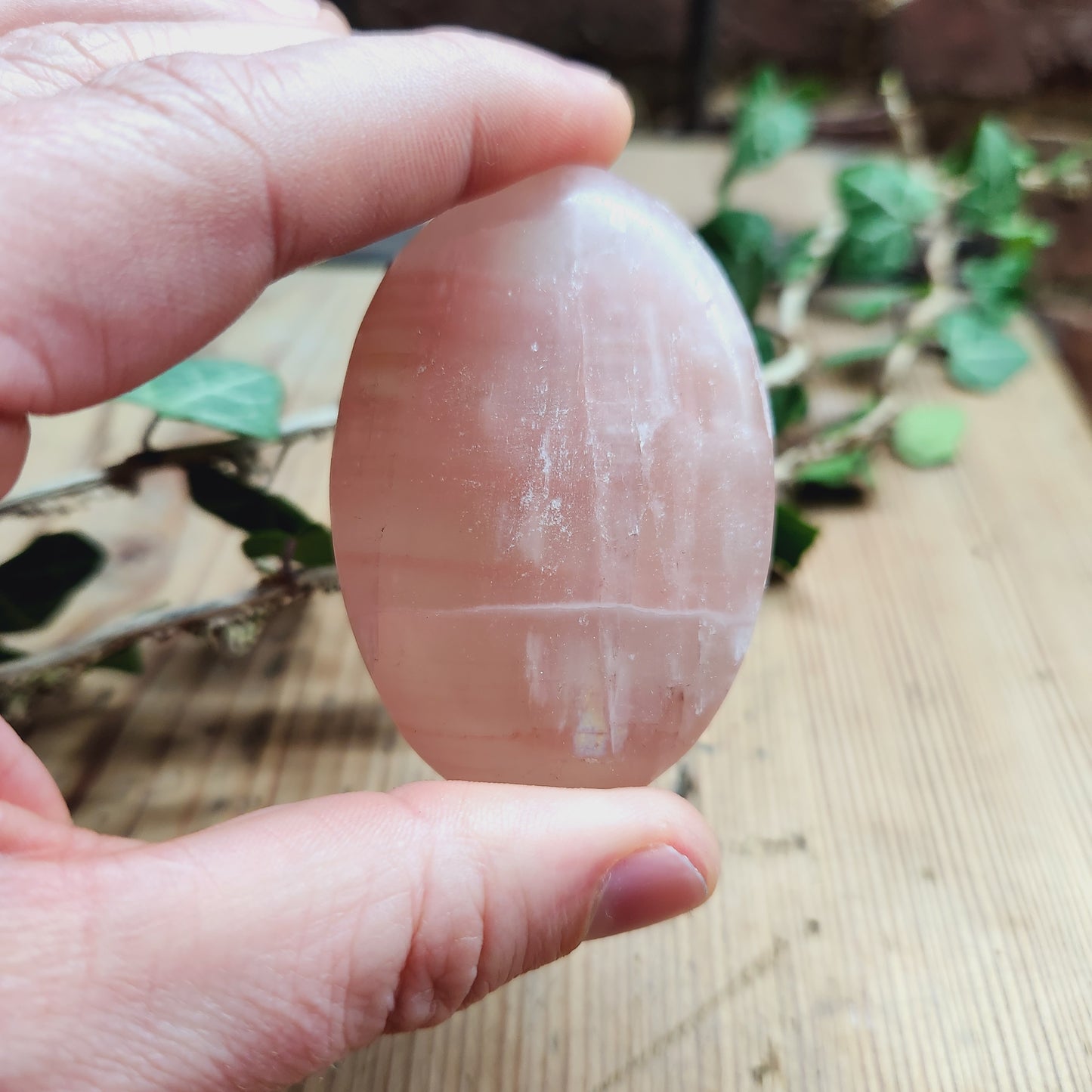 Galet en Calcite Rose - n°1