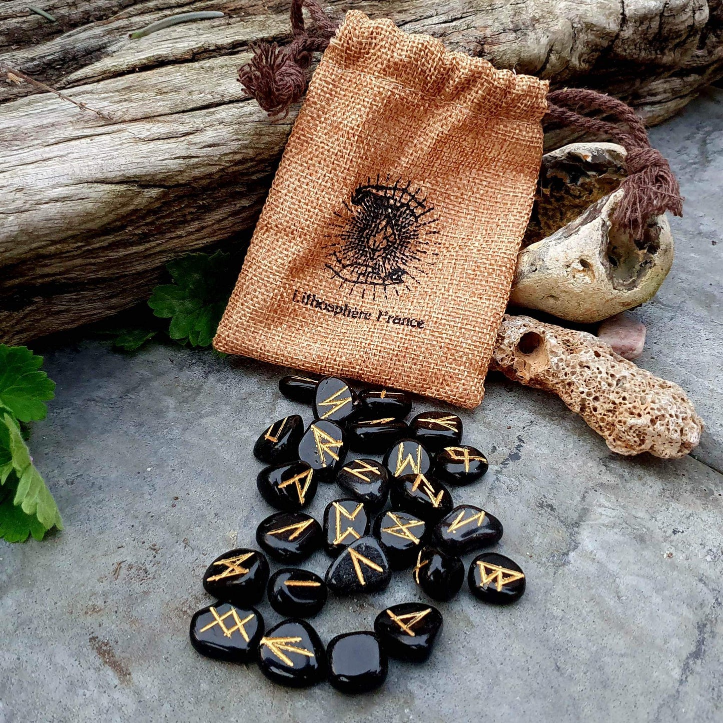 Runes en Obsidienne Noire