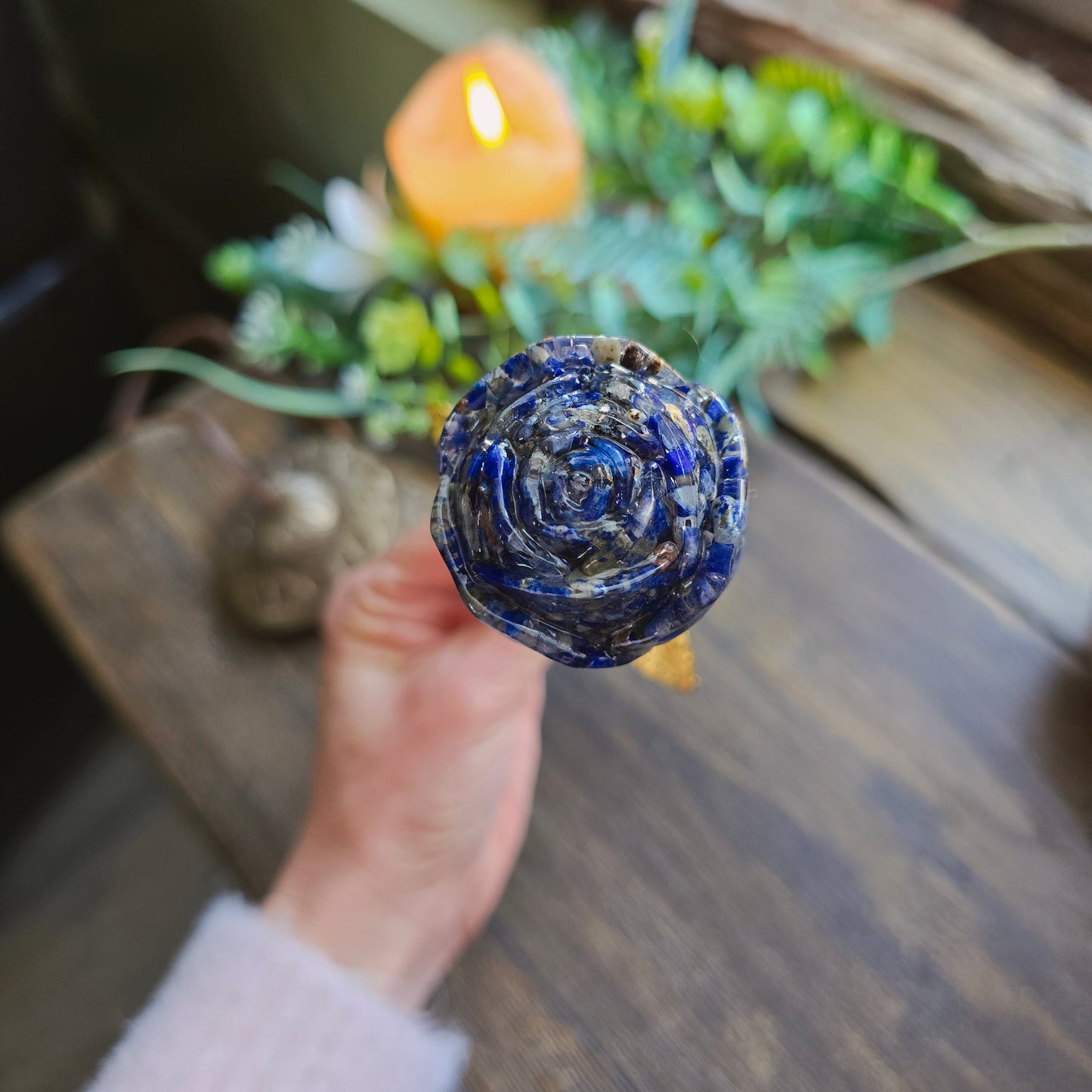 Rose en Lapis lazuli - tige dorée