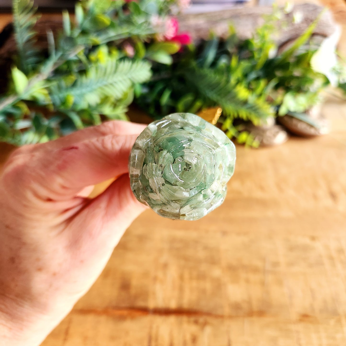 Rose en Aventurine verte - tige dorée