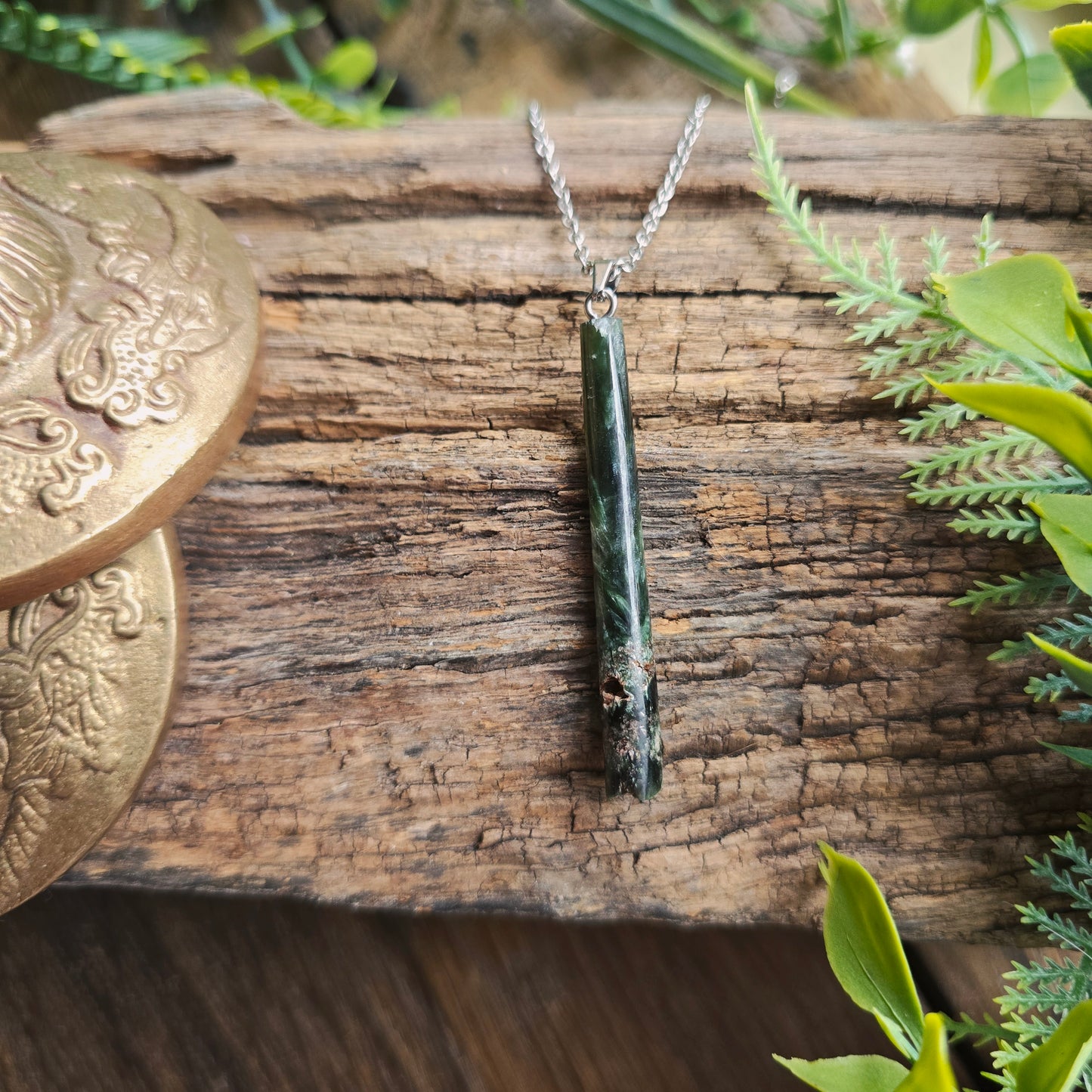 Pendentif Totem en Séraphinite - n°1