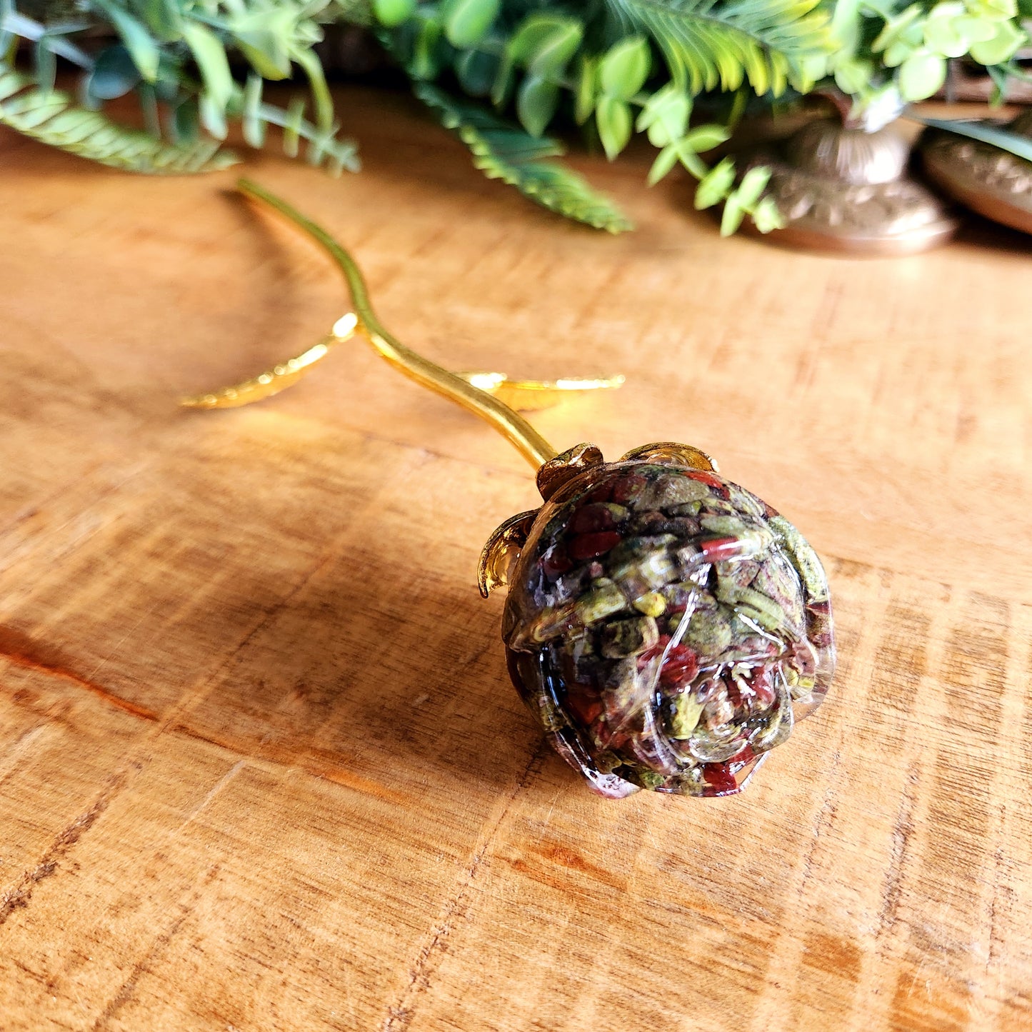 Rose en Jaspe sang de dragon - tige dorée