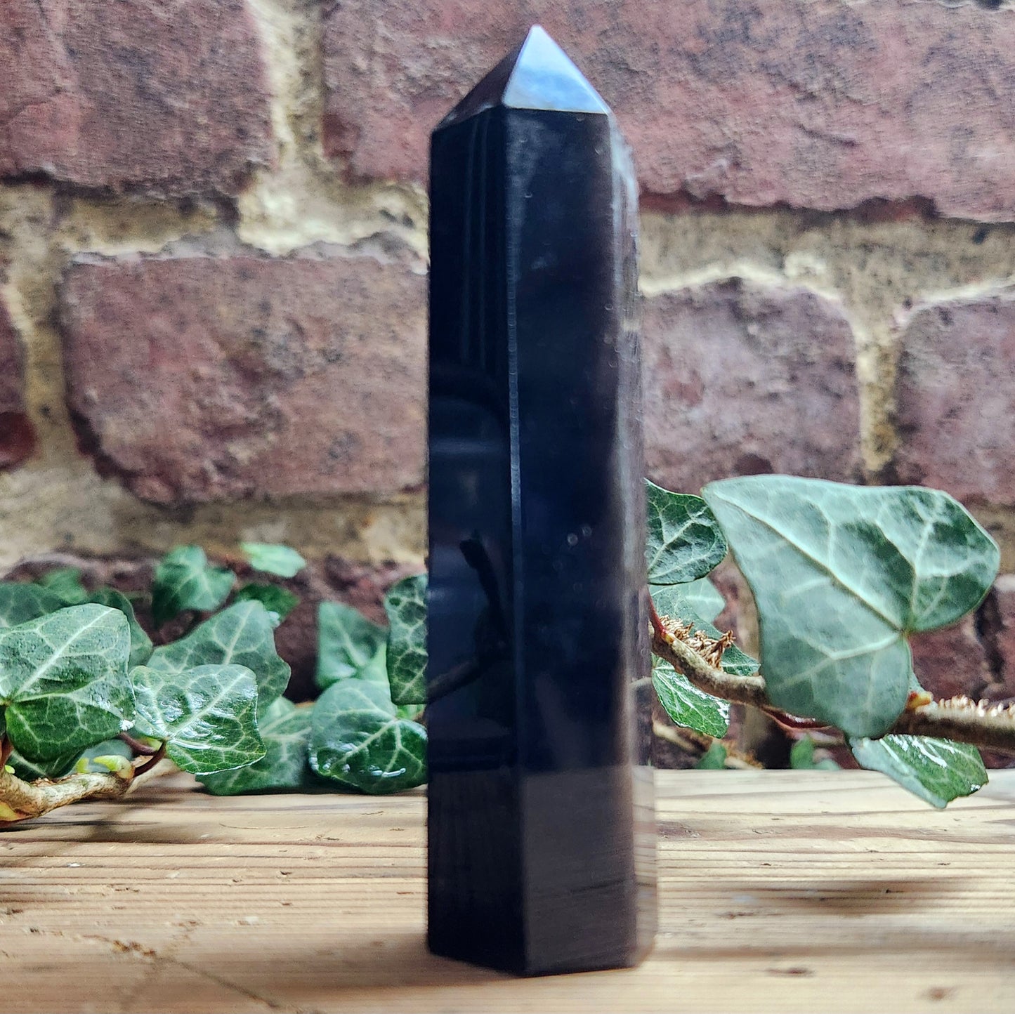 Tour en Obsidienne Argentée - n°1