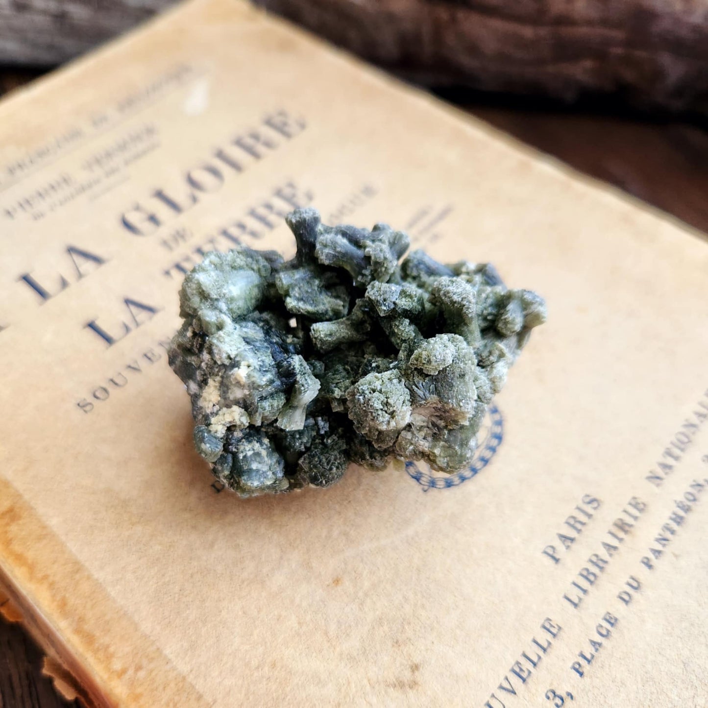 Préhnite brute - n°3