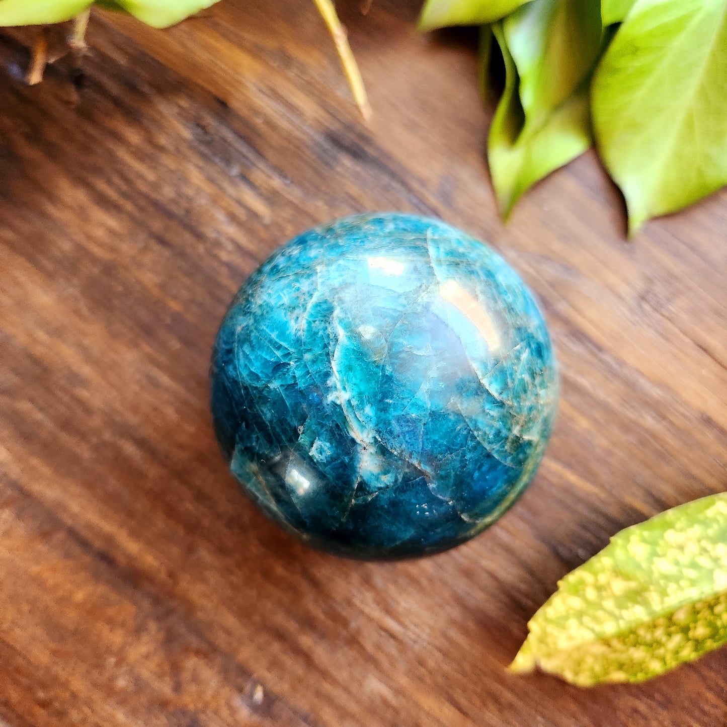 Sphère en Apatite Bleue - n°1