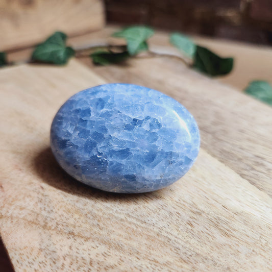 Galet en Calcite Bleue - n°3