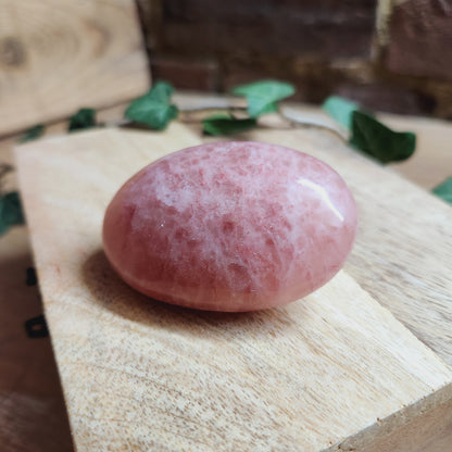 Galet en Calcite Rose - n°3