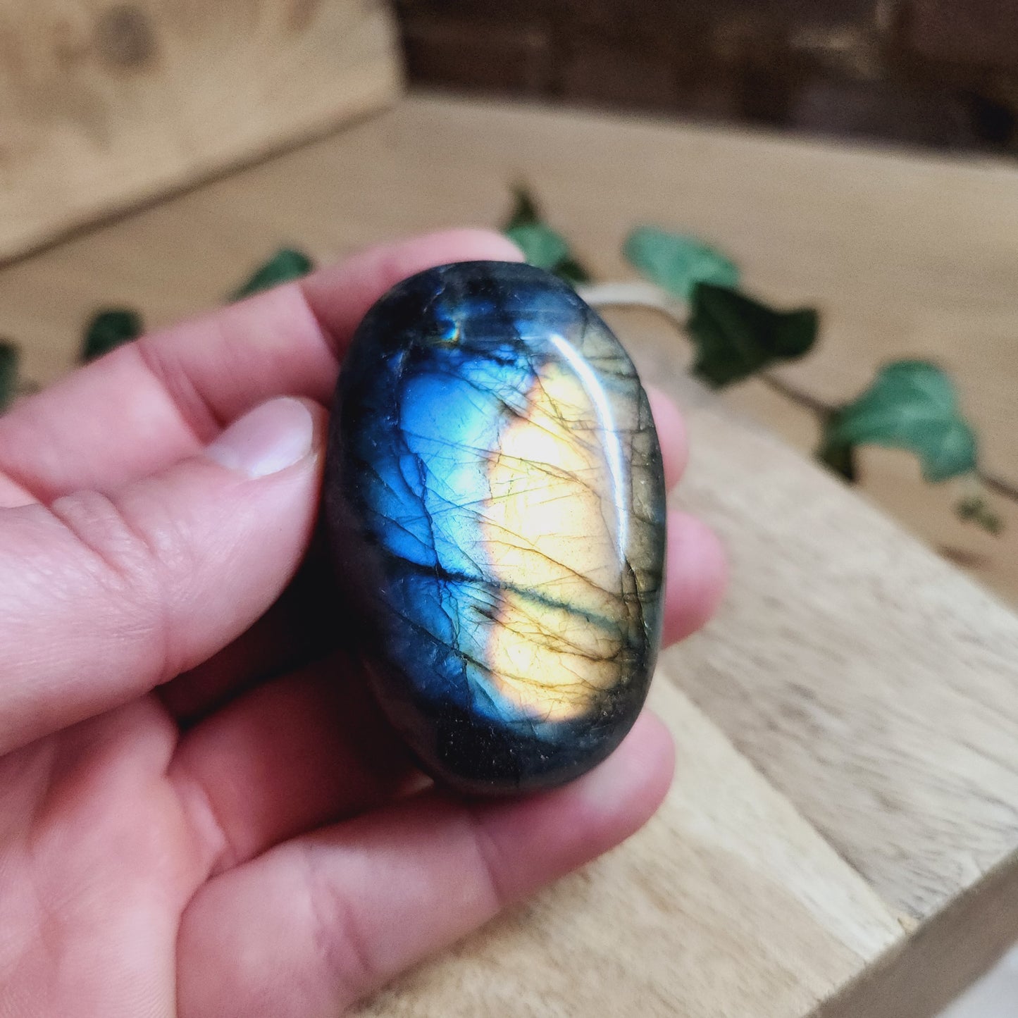 Galet en Labradorite - n°3