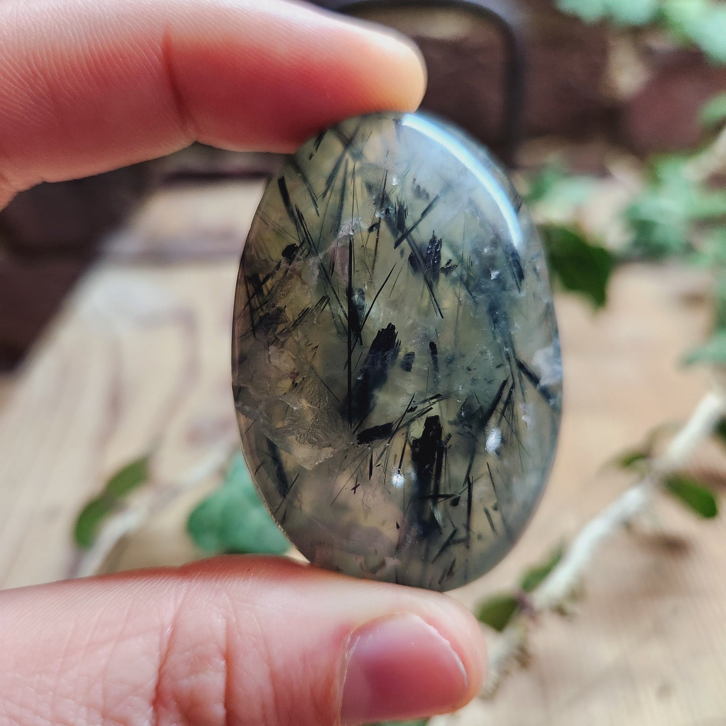 Galet en Préhnite - n°2