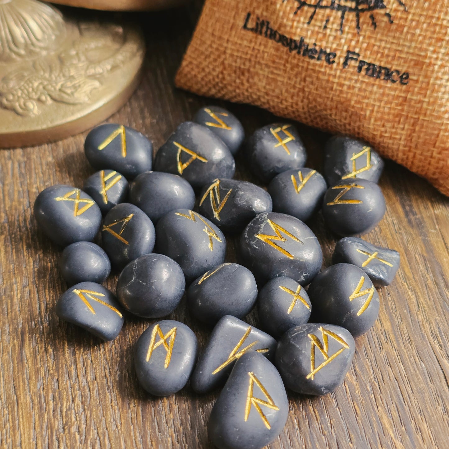 Runes en Shungite
