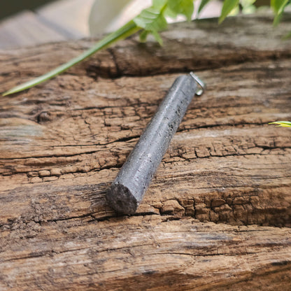Pendentif Totem en Pierre de lave marine - n°2