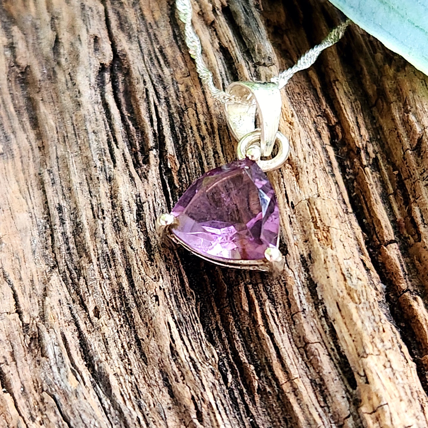 Pendentif en Améthyste facettée + chaîne Argent