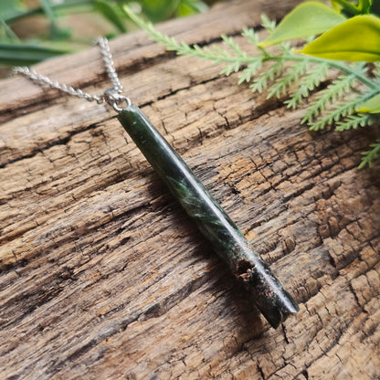 Pendentif Totem en Séraphinite - n°1