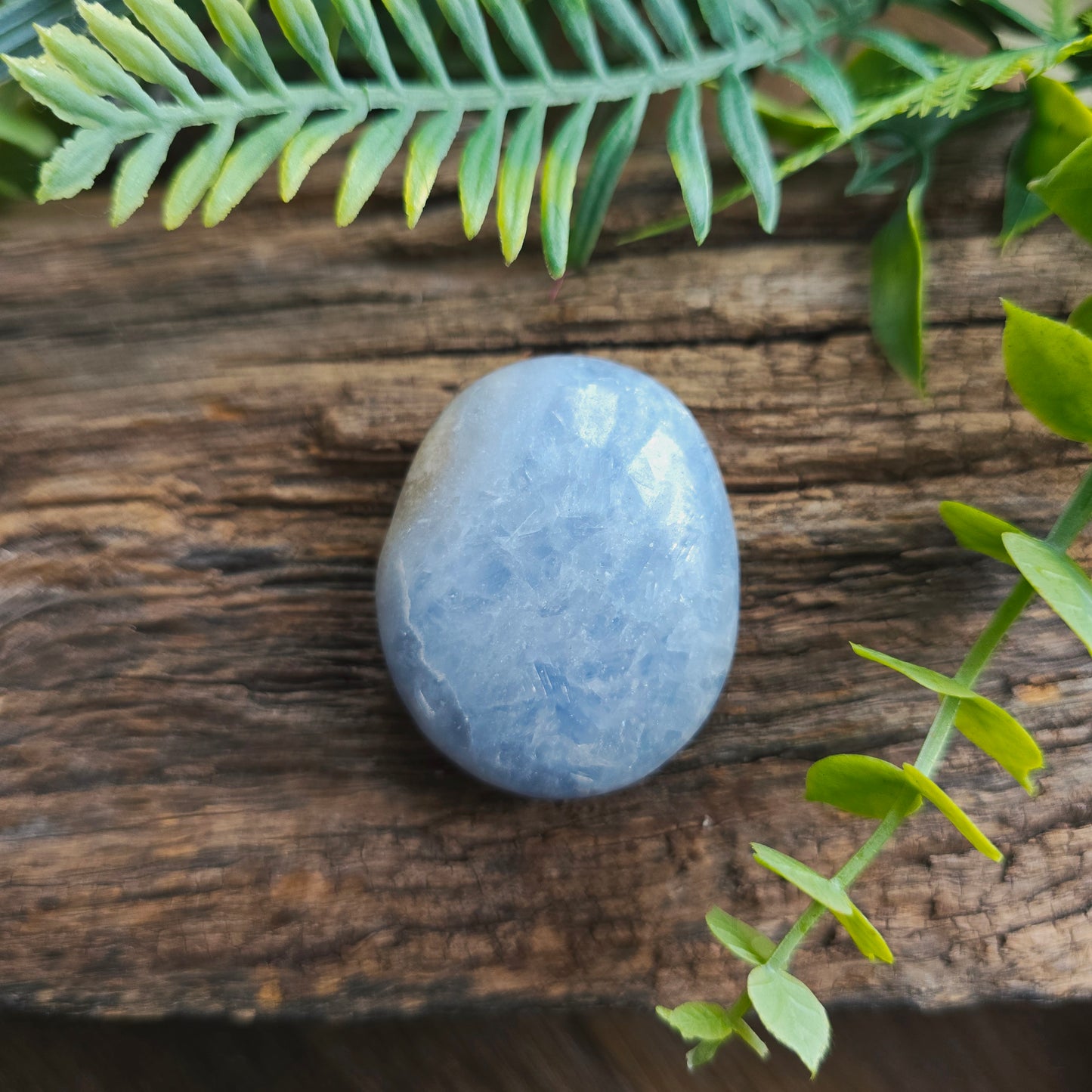 Galet en Calcite Bleue - n°2