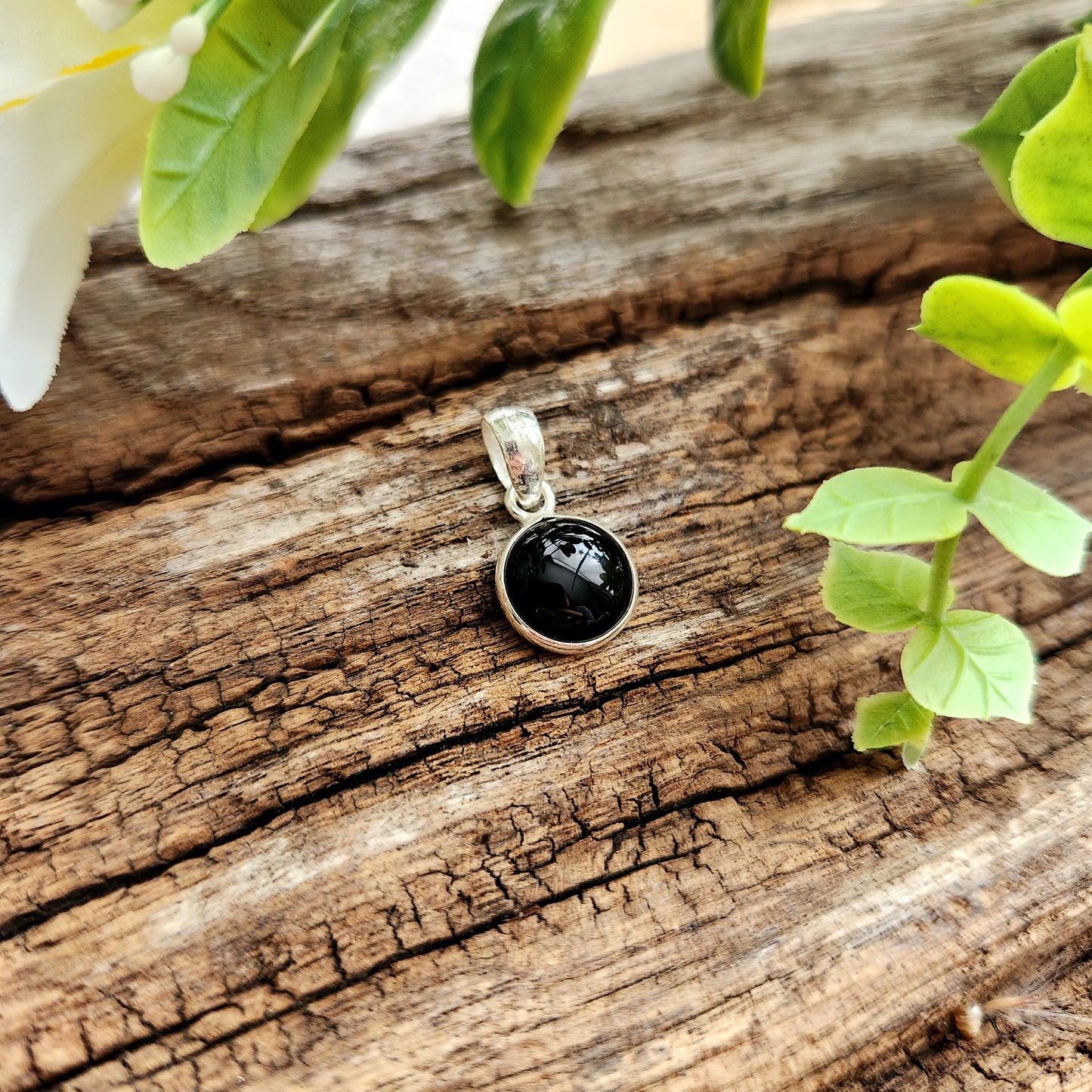 Médaillon en Obsidienne noire