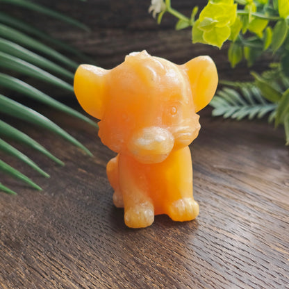 Simba en Calcite orange - 5,5cm