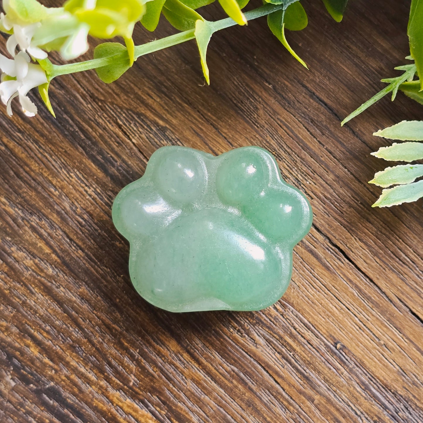 Patte de chat sculptés