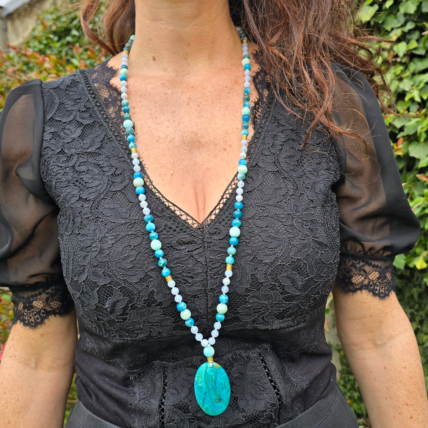 Mala Eau - Harmonie émotionnelle - Cacédoine, Apatite bleue et Aragonite bleue - Shattuckite n°1