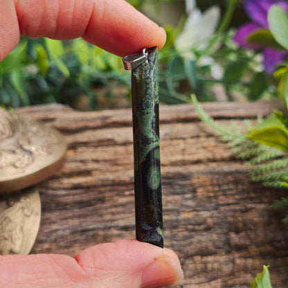 Pendentif Totem en Jaspe kambaba - n°1
