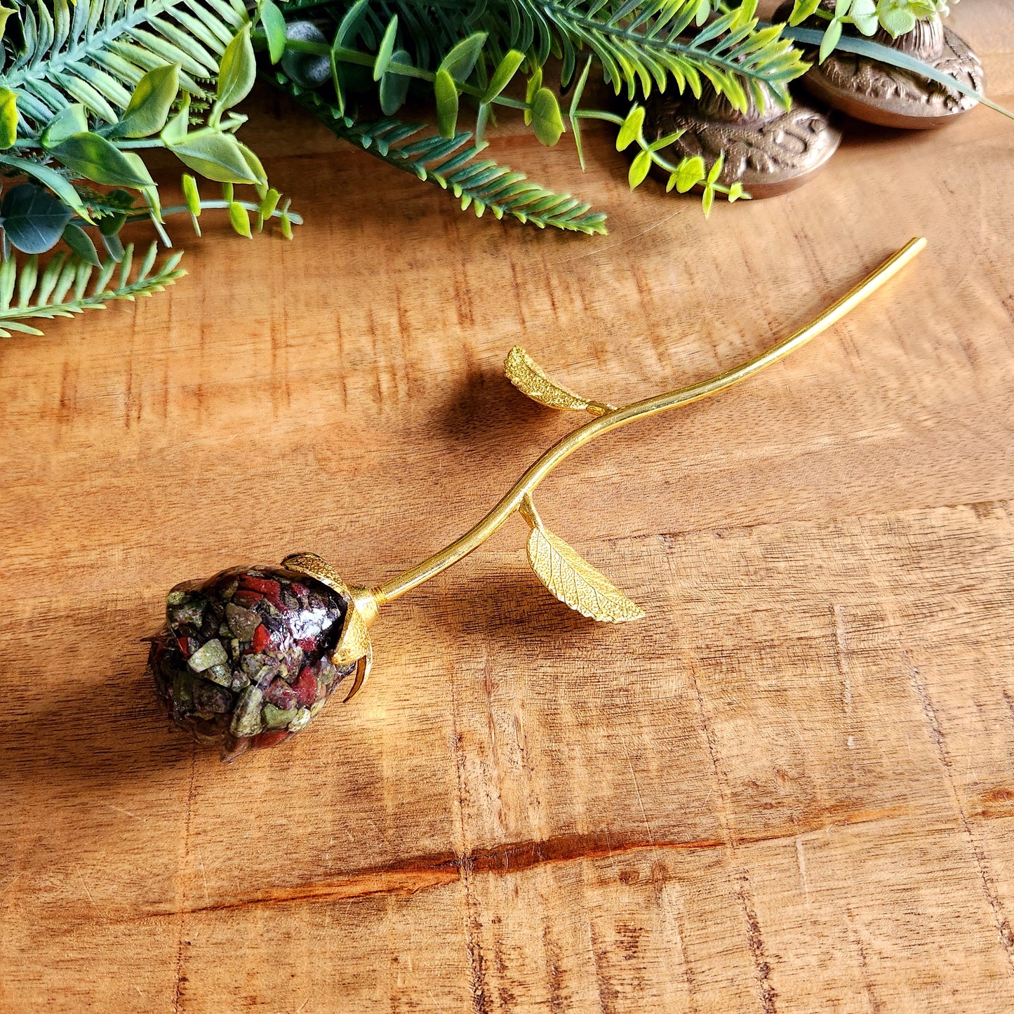 Rose en Jaspe sang de dragon - tige dorée