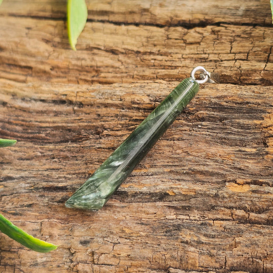 Pendentif Totem en Séraphinite - n°2