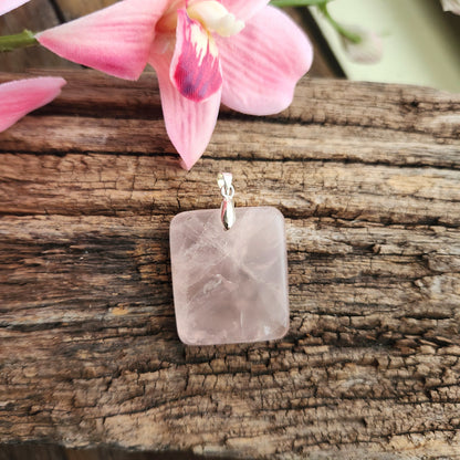 Pendentif en Quartz Rose - n°2