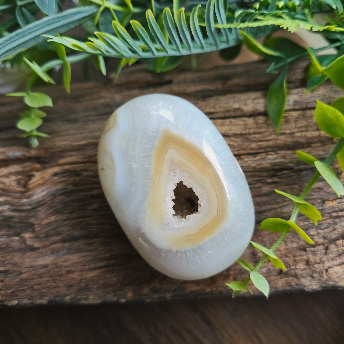 Galet en Agate cristallisée - n°2