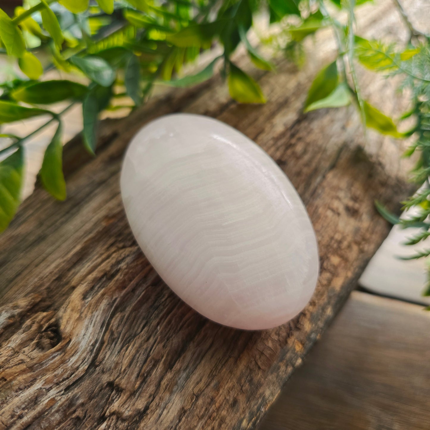 Galet en Mangano calcite - n°1