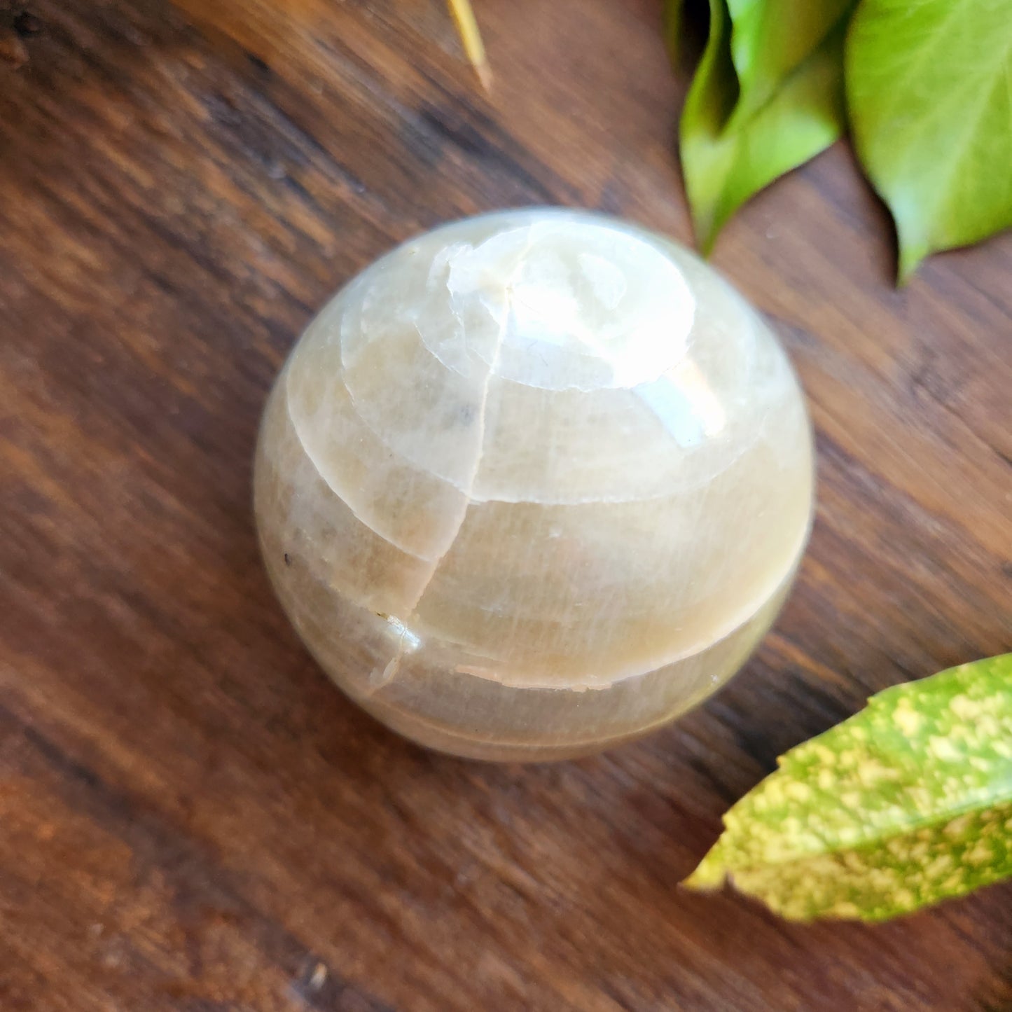 Sphère en Garnierite (Pierre de lune verte)  - n°2