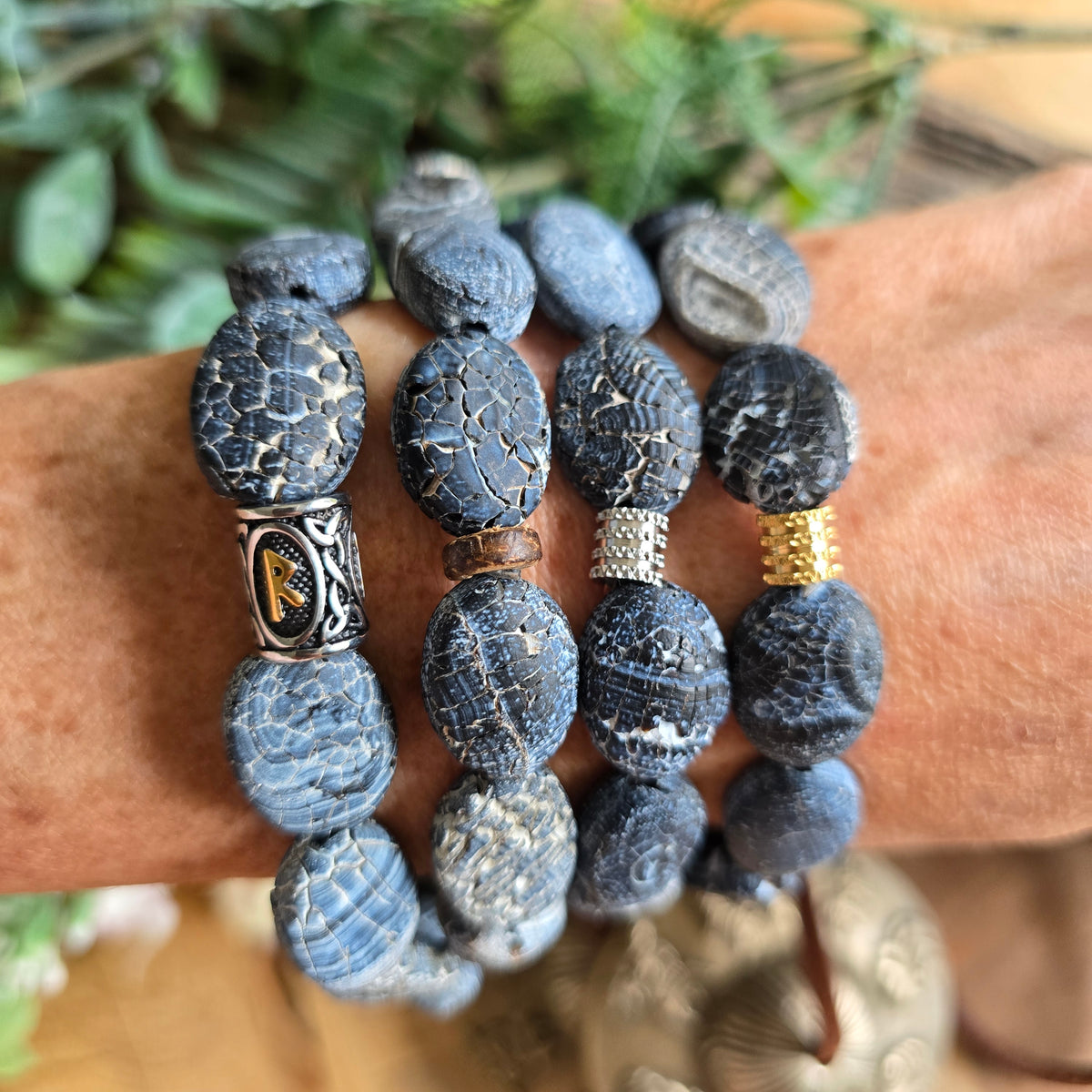 Bracelet en Agate de feu noire craquelée - ovale