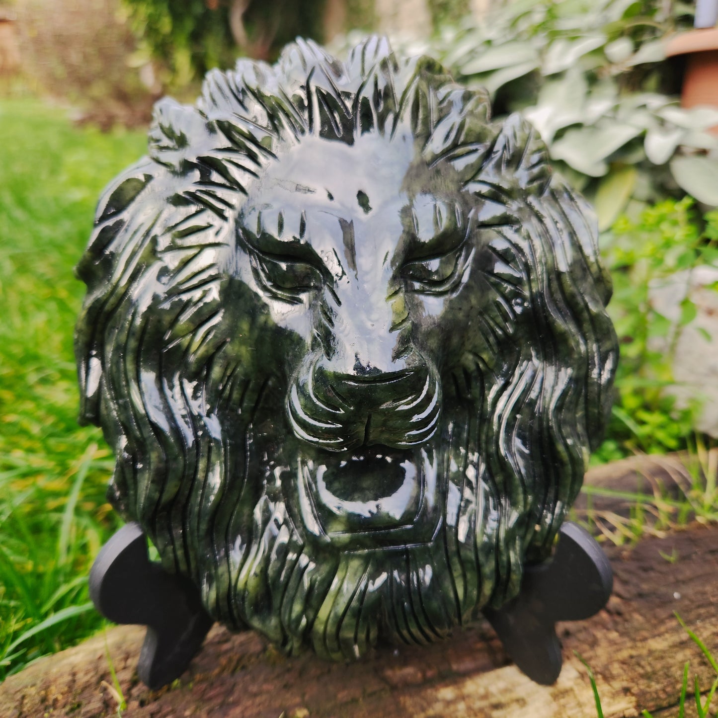 Sculpture Tête de Lion en Jade vert