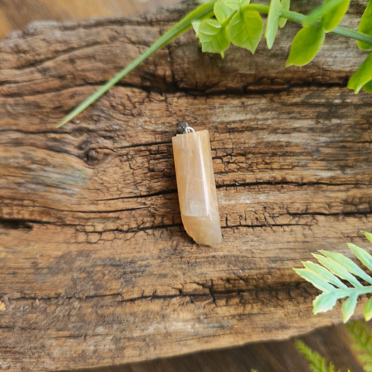 Pendentif Totem en Pierre de lune - n°2