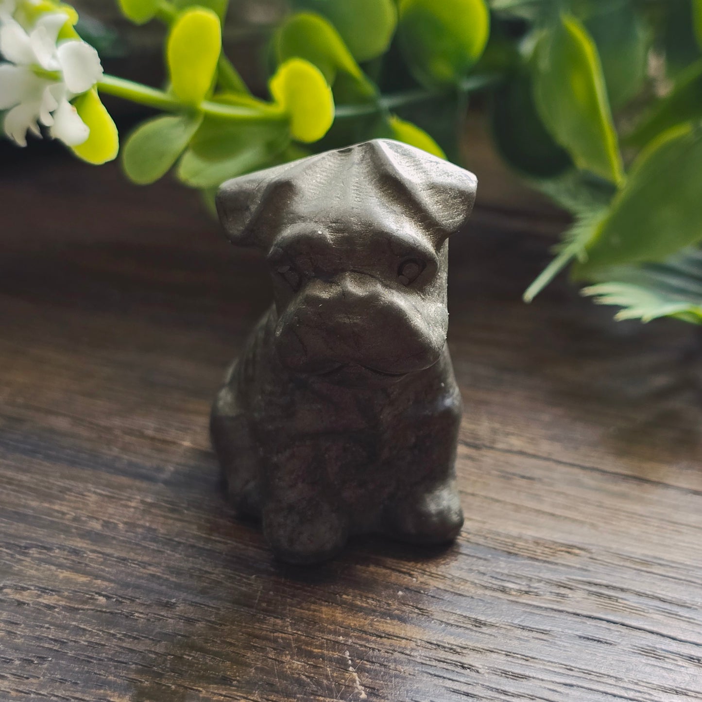 Chiens sculptés