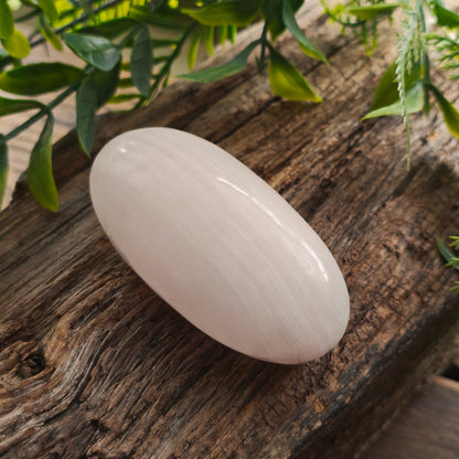 Galet en Mangano calcite - n°2