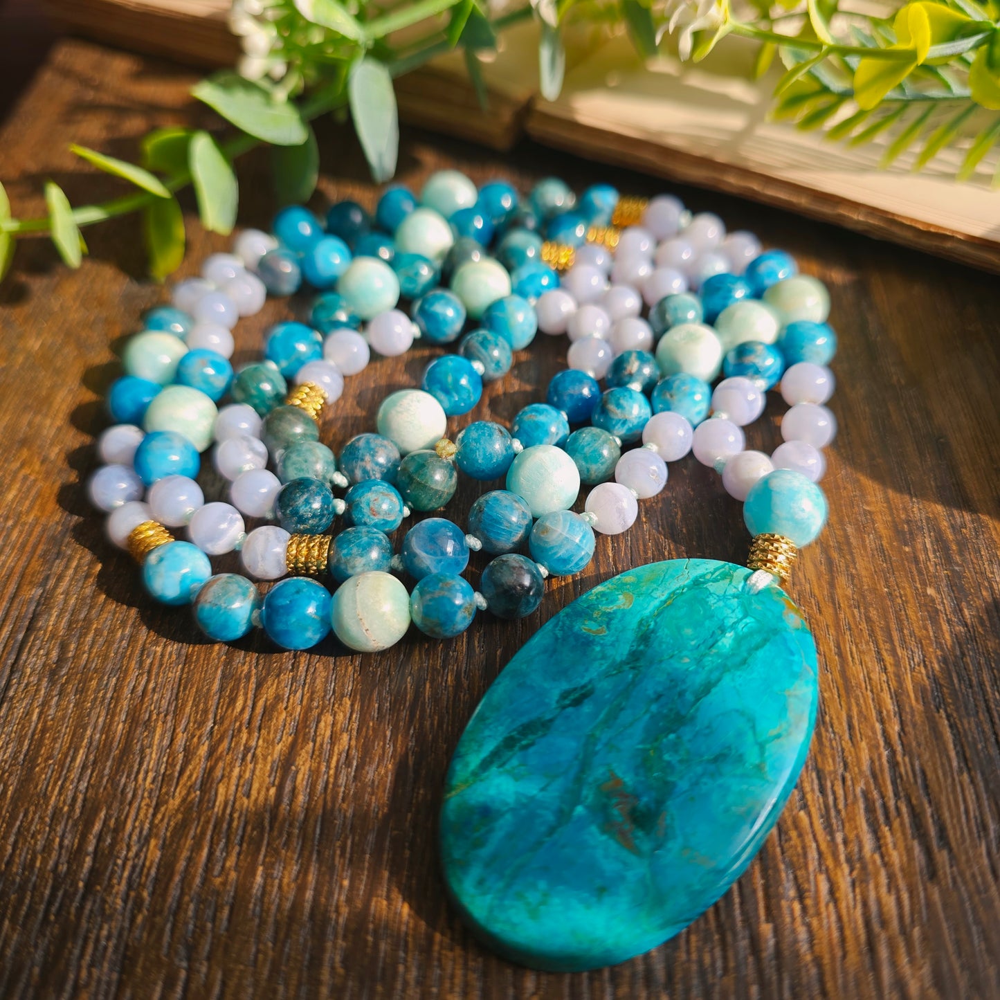 Mala Eau - Harmonie émotionnelle - Cacédoine, Apatite bleue et Aragonite bleue - Shattuckite n°1
