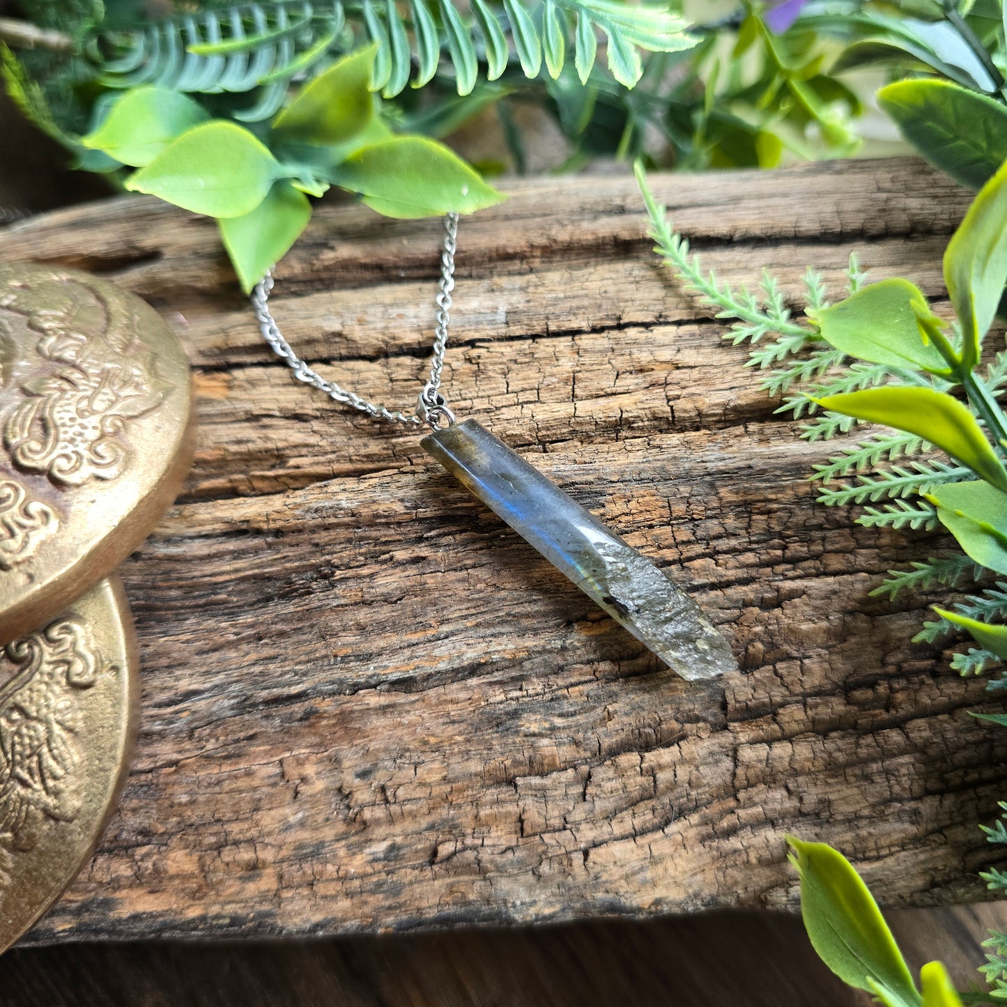 Pendentif Totem en Labradorite - n°1