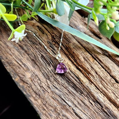 Pendentif en Améthyste facettée + chaîne Argent