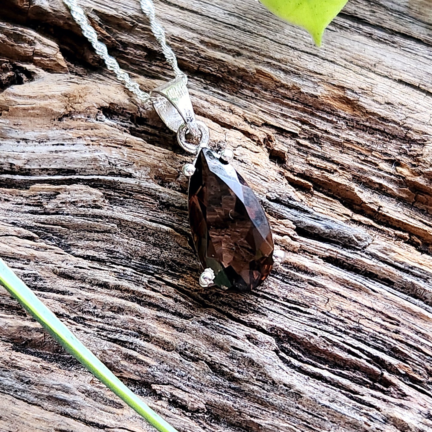 Pendentif en Quartz fumé facetté n°2 + chaîne Argent