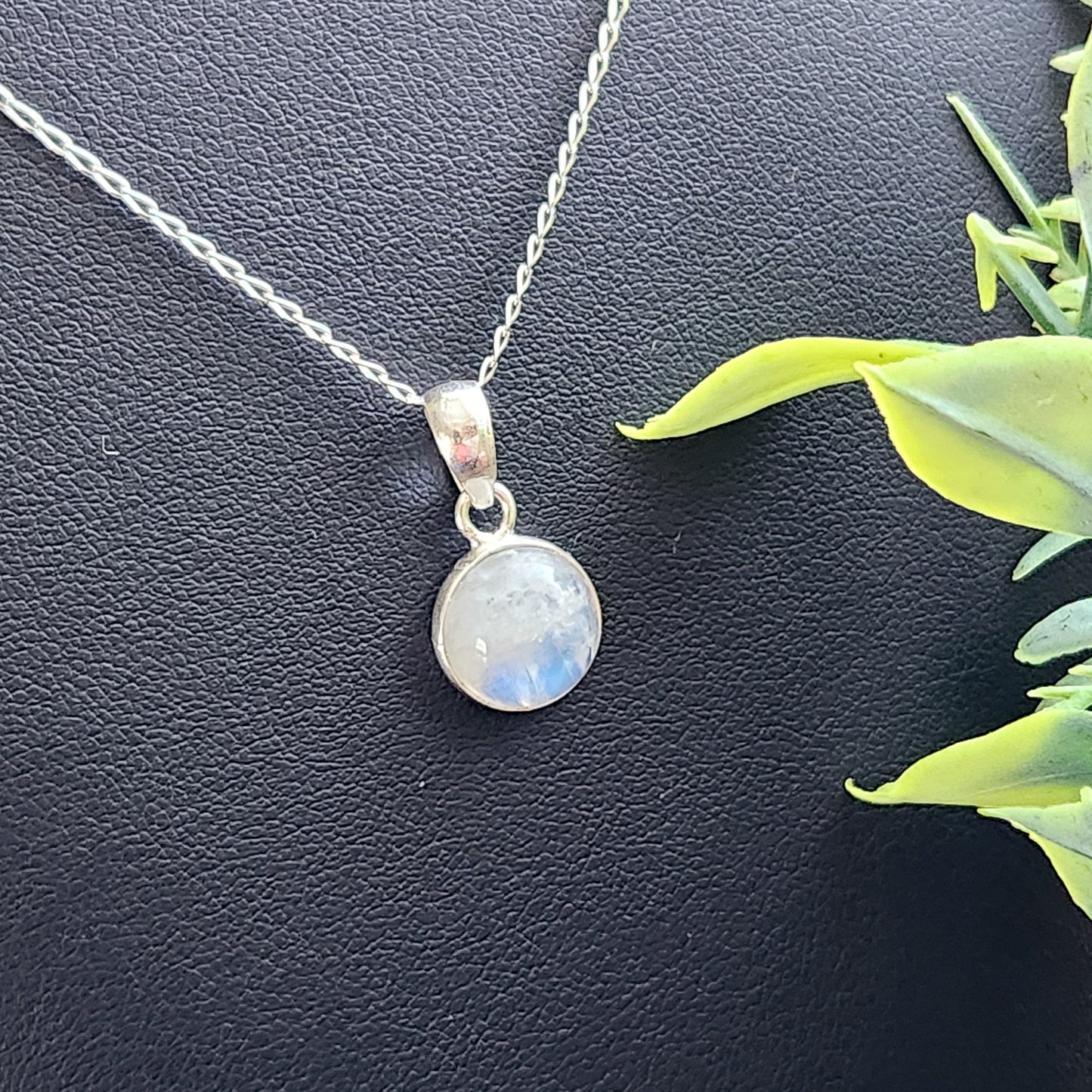Médaillon en Pierre de lune