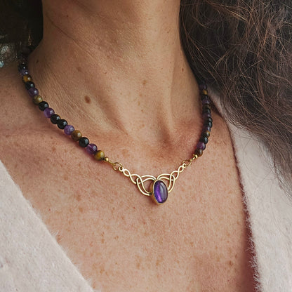 Collier "Valkyria" en Améthyste, Œil de tigre et Obsidienne noire