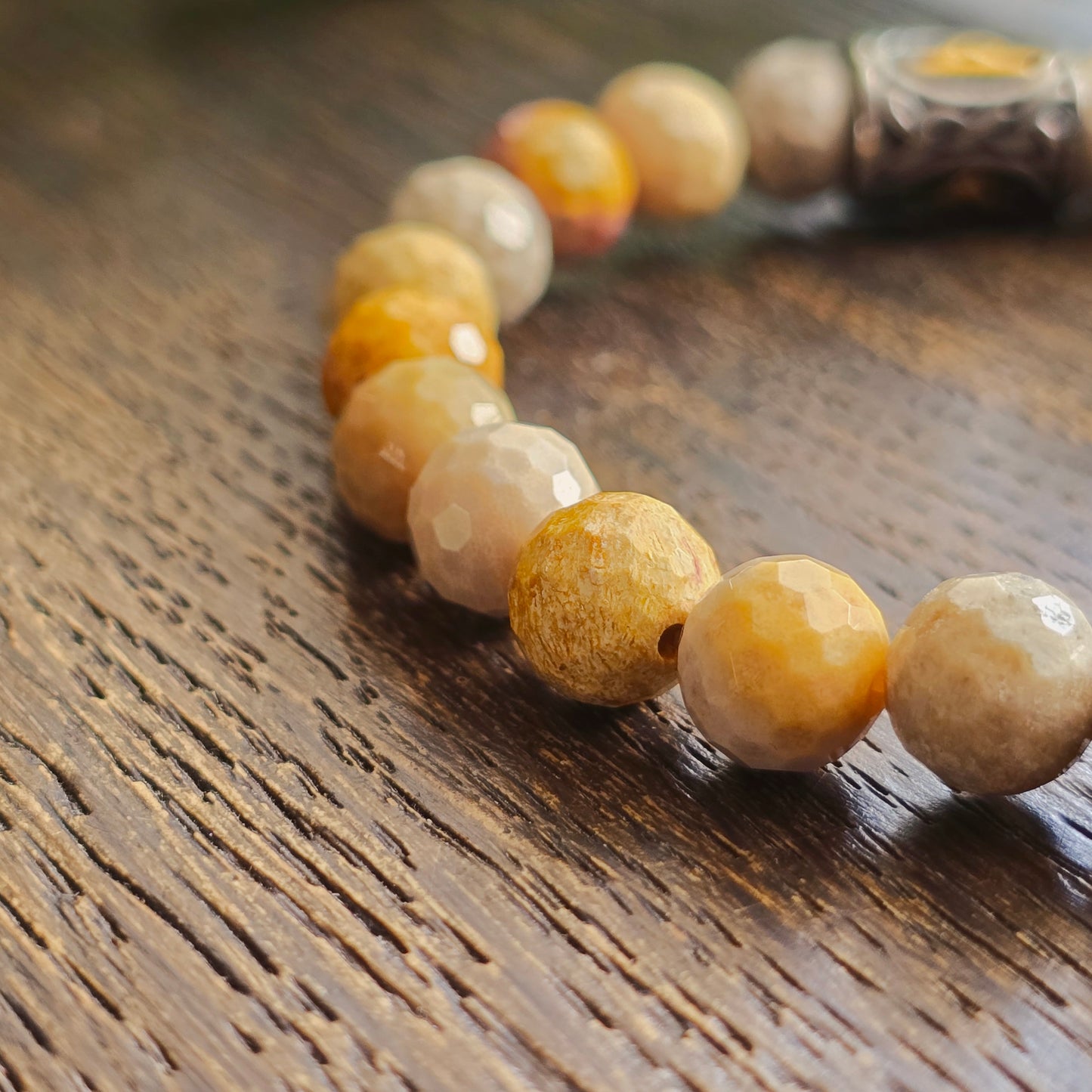 Bracelet en Agate crazy lace - perles facettées - 8mm