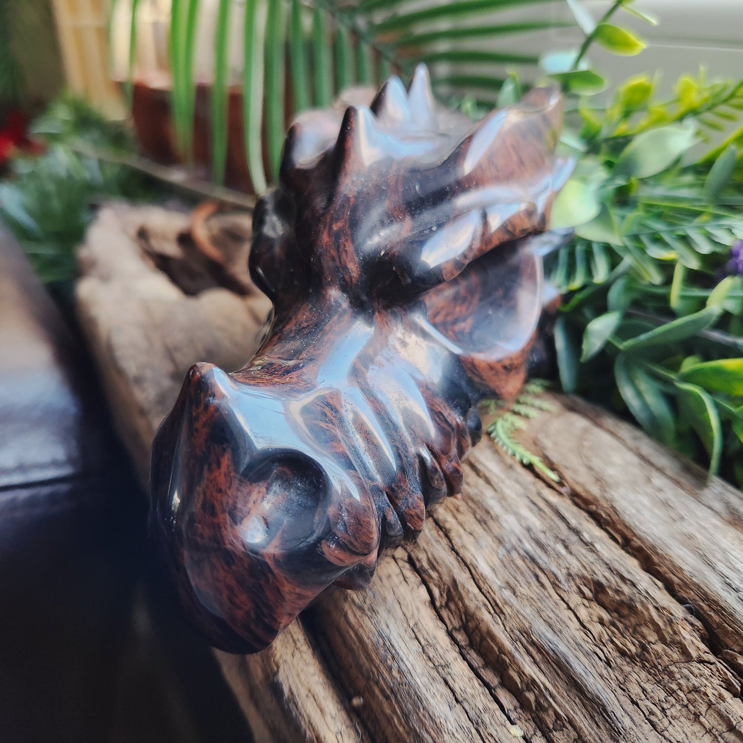 Tête de dragon en Obsidienne acajou