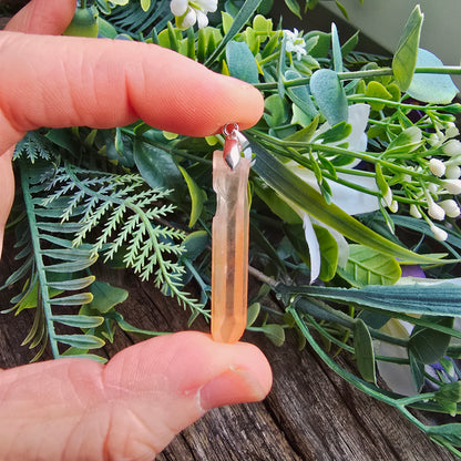 Pendentif en Cristal de Quartz rose - n°6