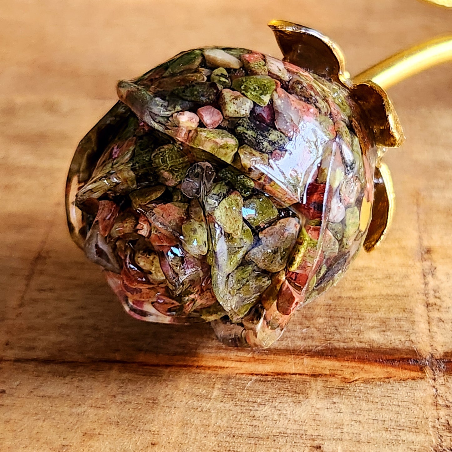 Rose en Jaspe sang de dragon - tige dorée