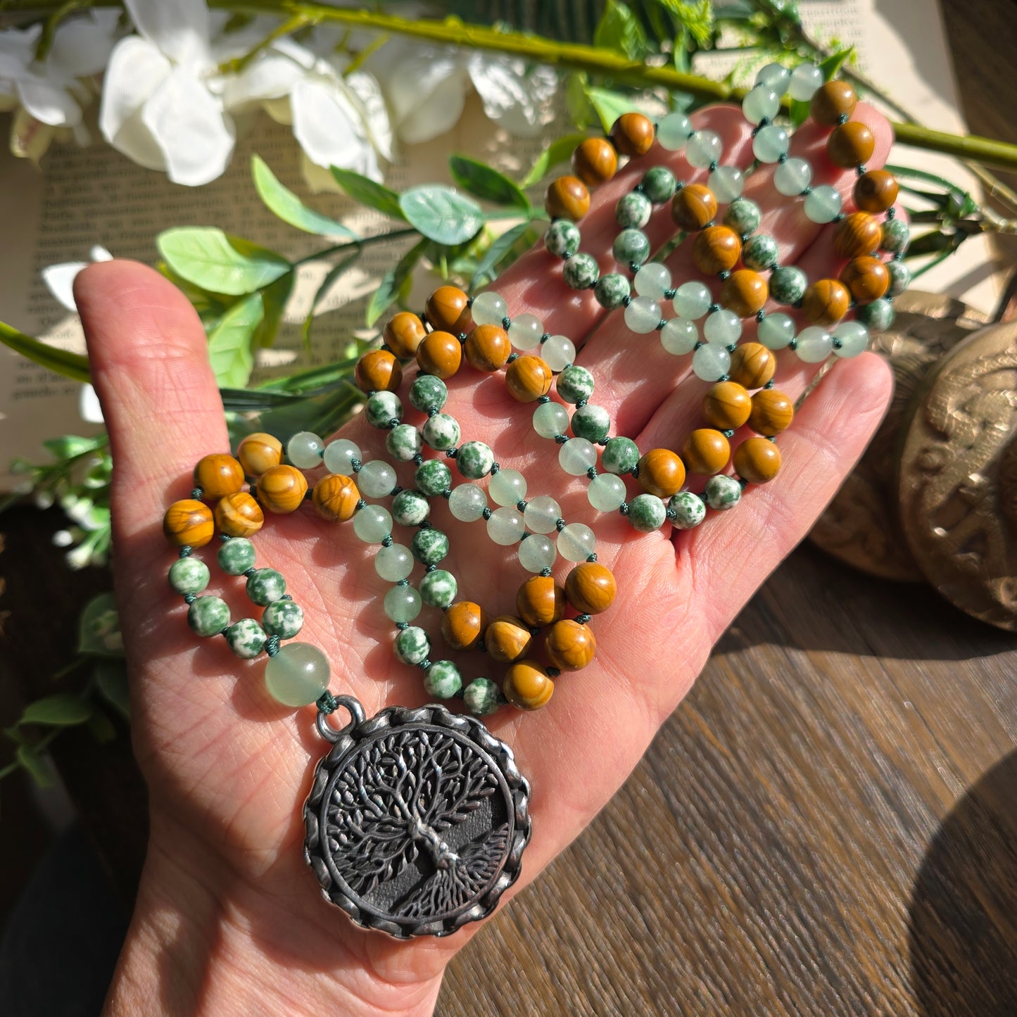 Mala Terre - Ancrage profond - Bois fossile, Agate arbre et Aventurine verte - Arbre de vie