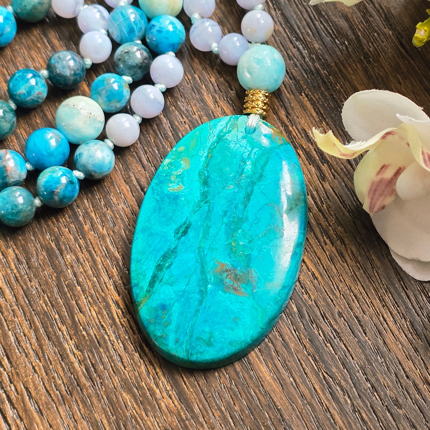 Mala Eau - Harmonie émotionnelle - Cacédoine, Apatite bleue et Aragonite bleue - Shattuckite n°1