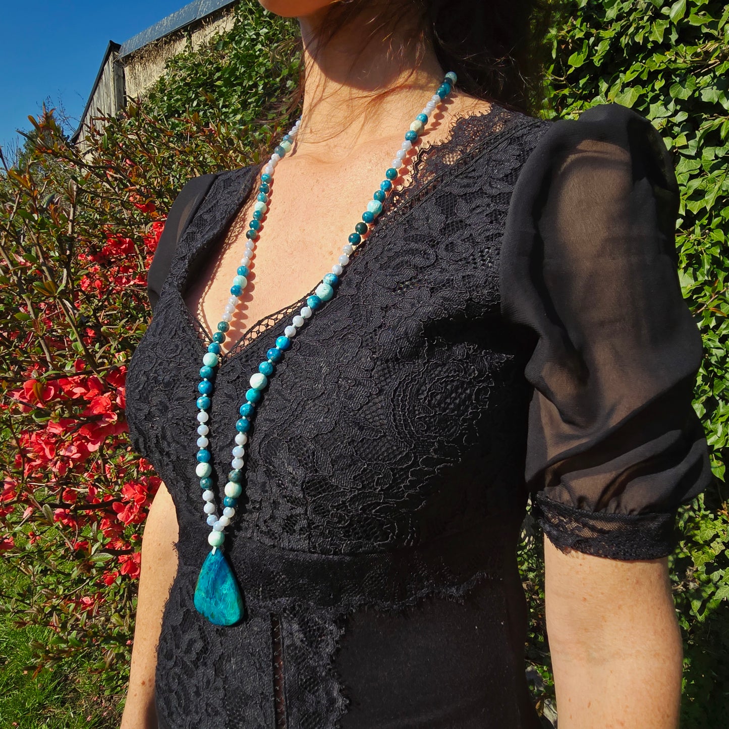 Mala Eau - Harmonie émotionnelle - Cacédoine, Apatite bleue et Aragonite bleue - Shattuckite n°2