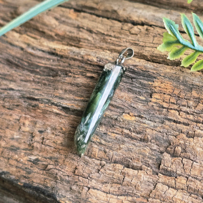 Pendentif Totem en Séraphinite - n°4