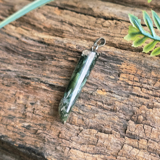 Pendentif Totem en Séraphinite - n°4