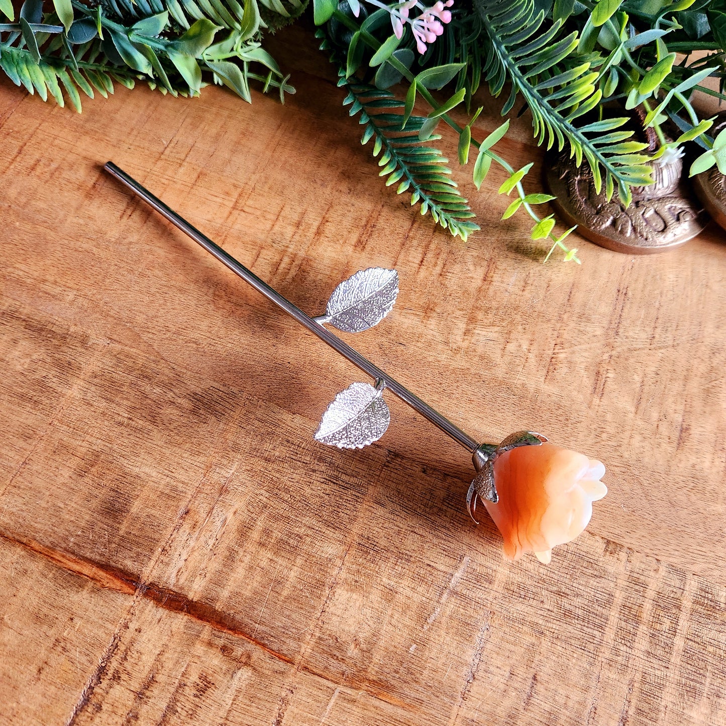 Rose en Calcite orange n°2 - tige argentée